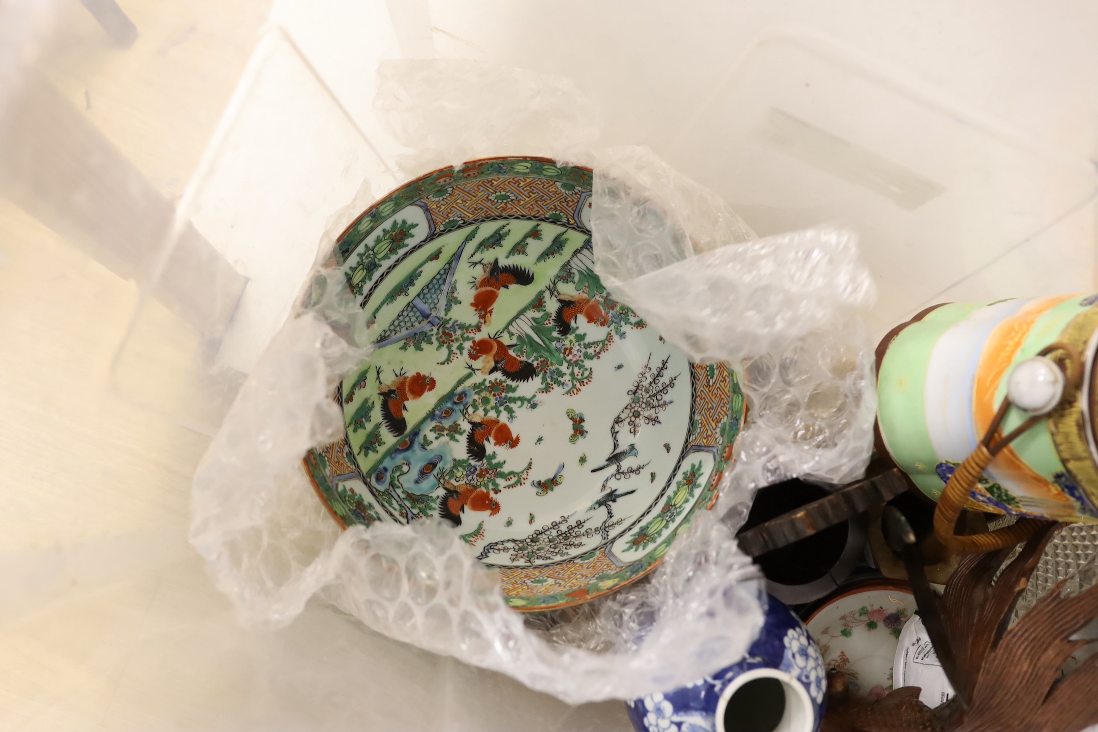 A group of mixed oriental ceramics including Chinese